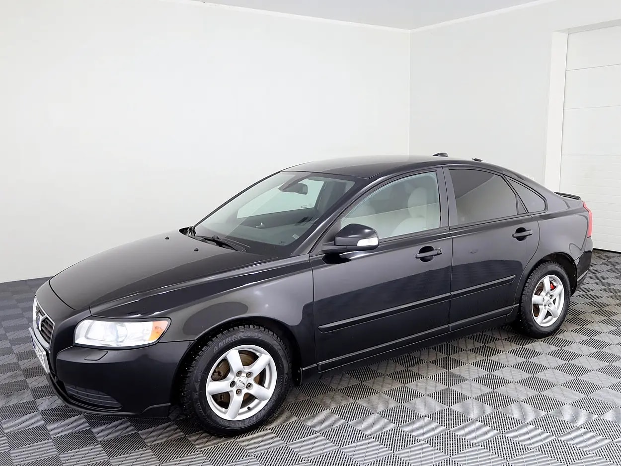 Volvo S40
