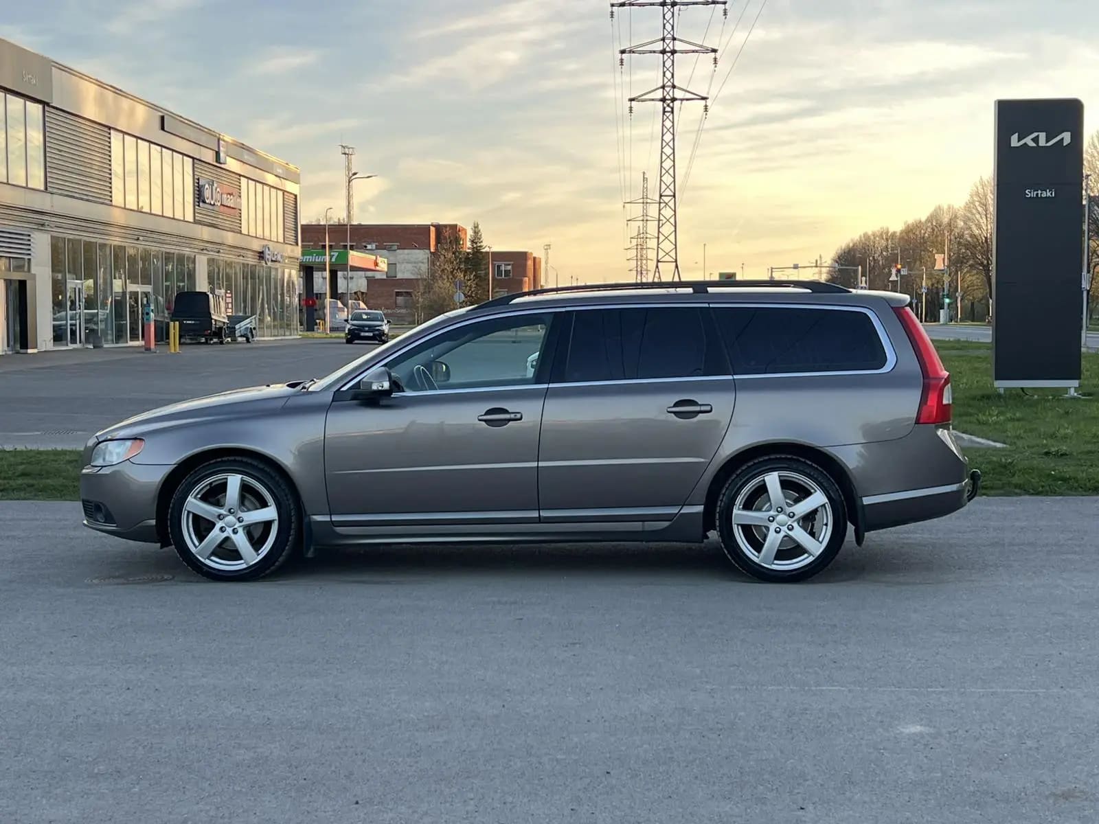 Volvo V70