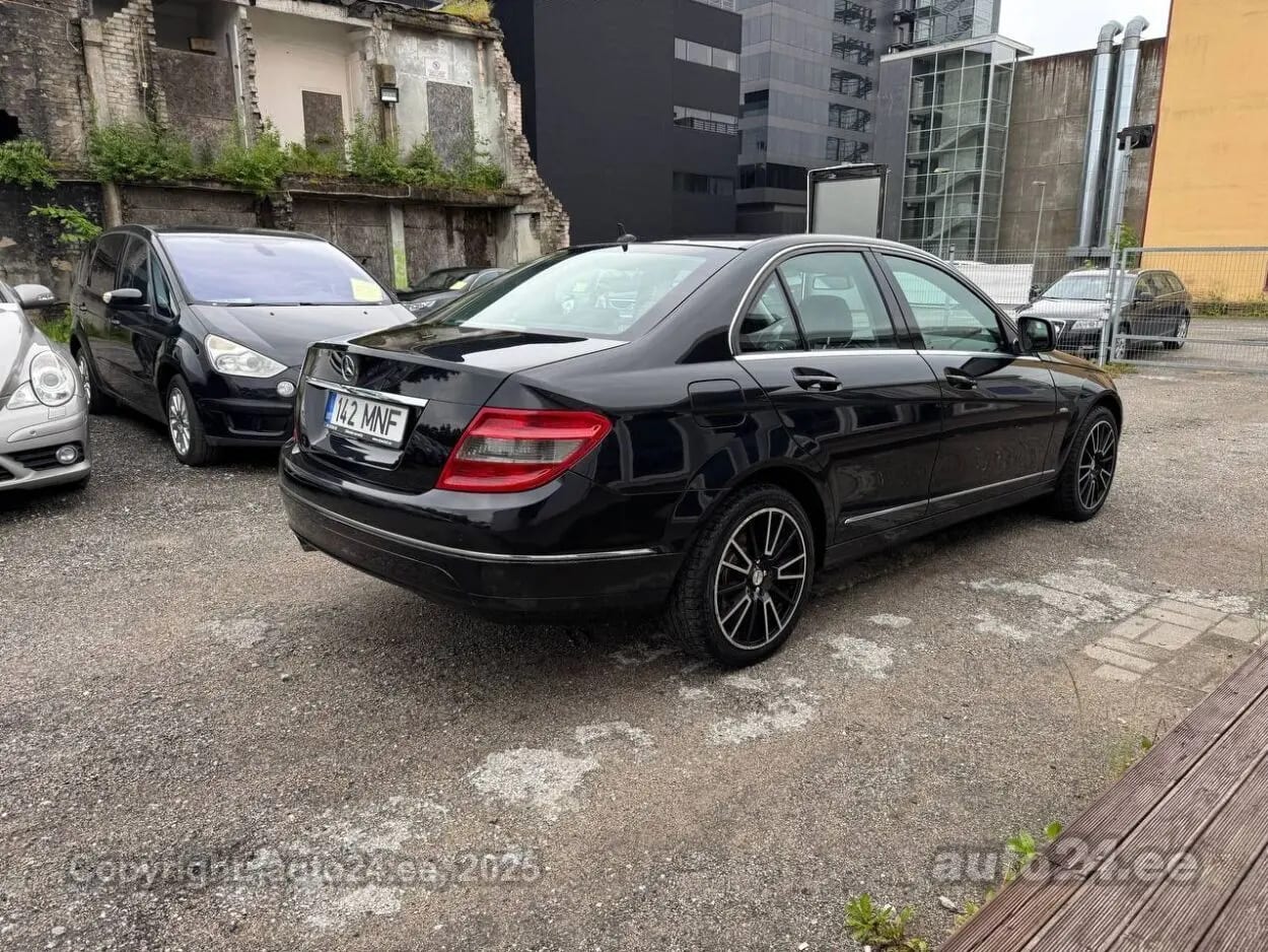Mercedes-Benz C 200