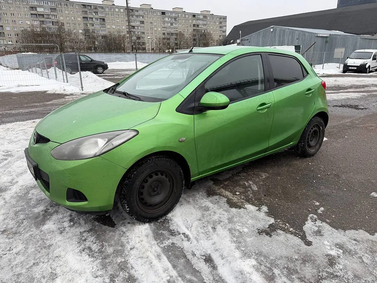 Mazda 2