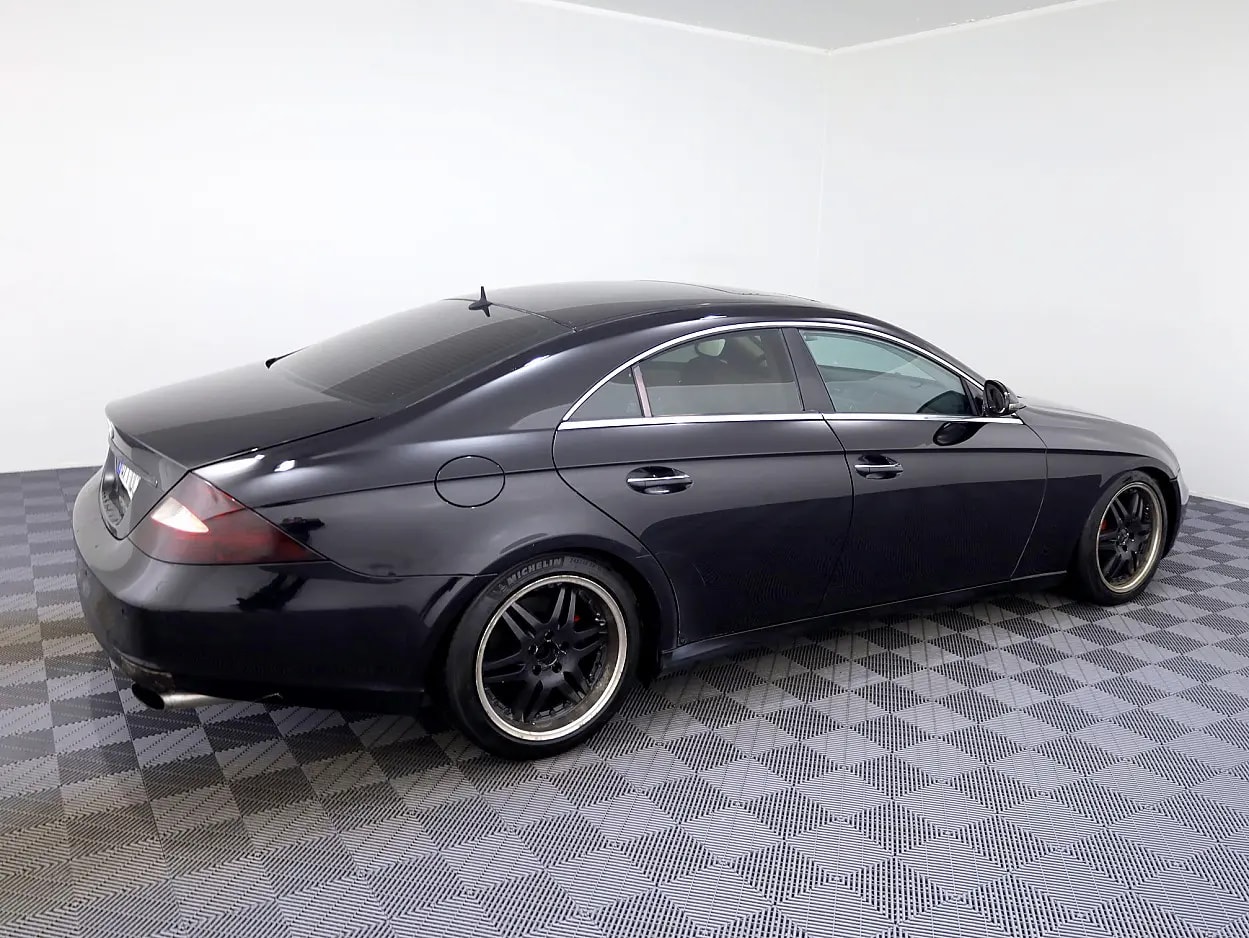 Mercedes-Benz CLS 320