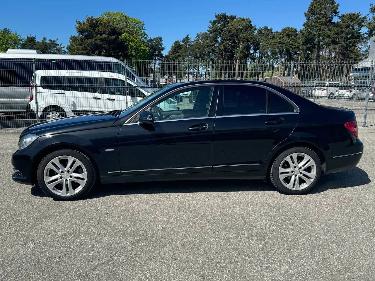 Mercedes-Benz C 180