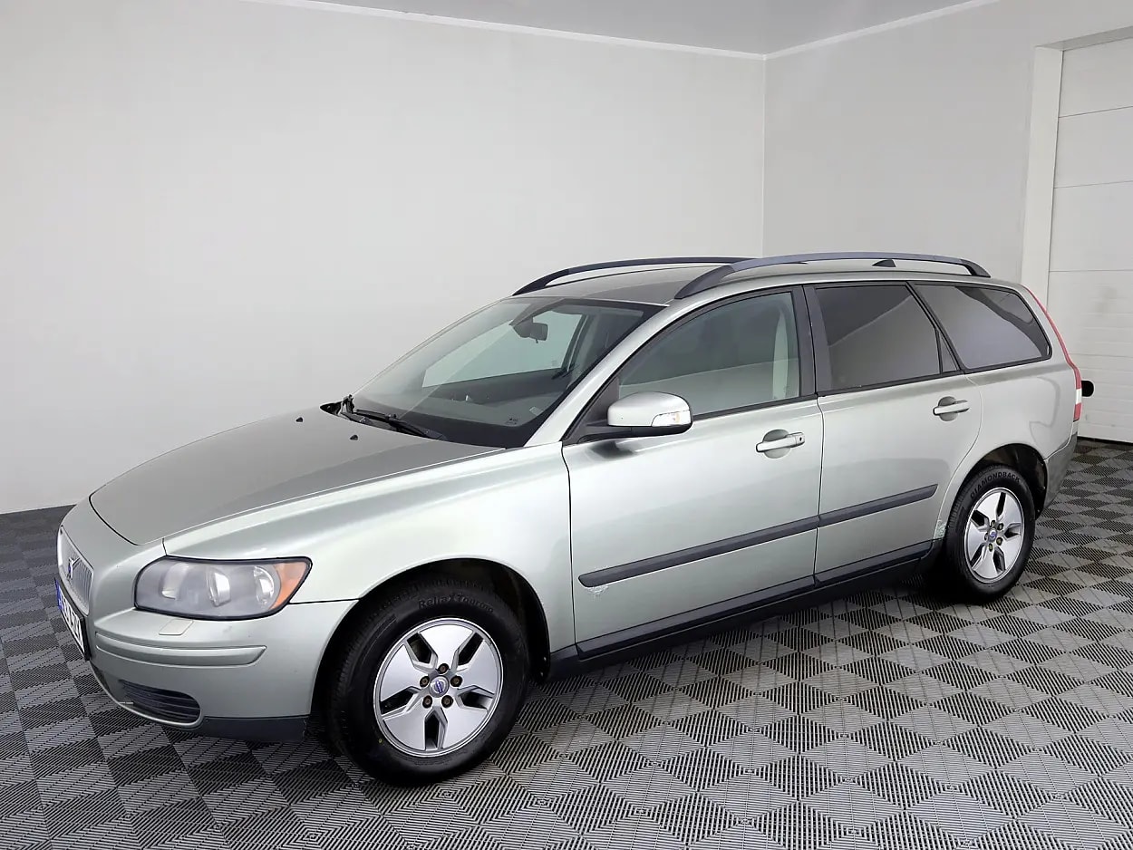 Volvo V50