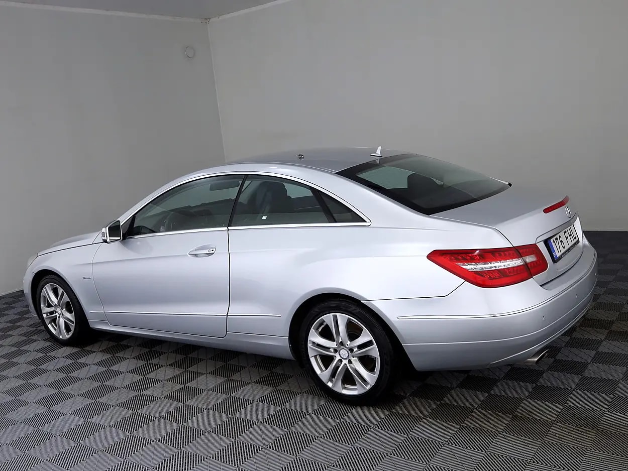 Mercedes-Benz E 250