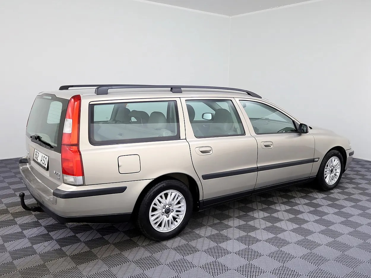 Volvo V70