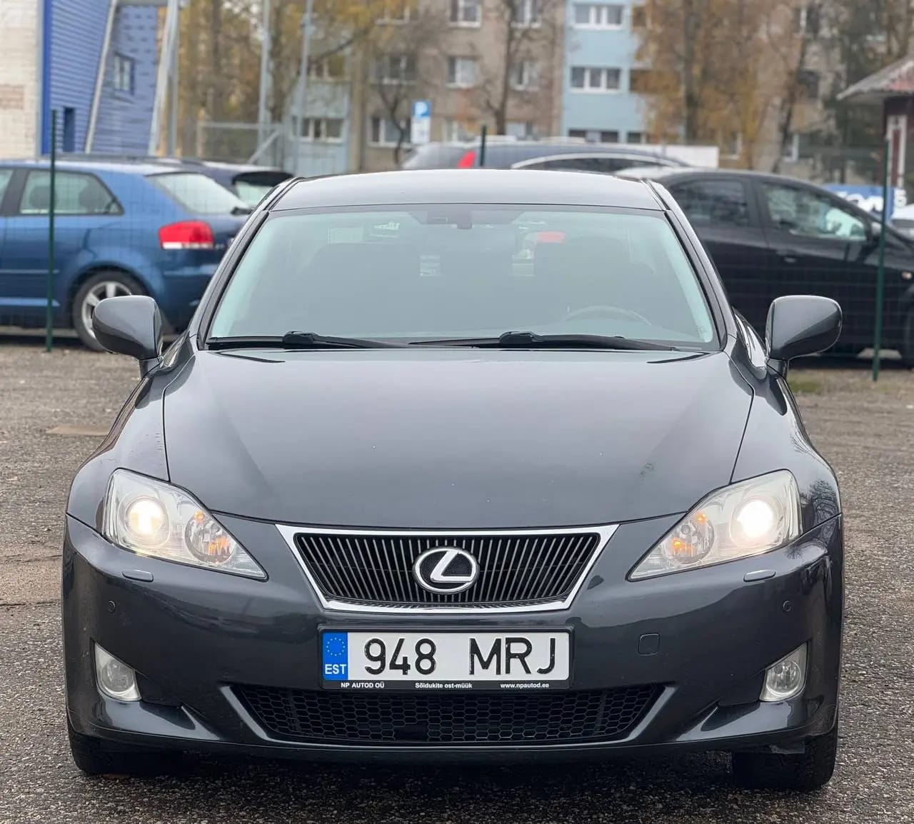 Lexus IS 220