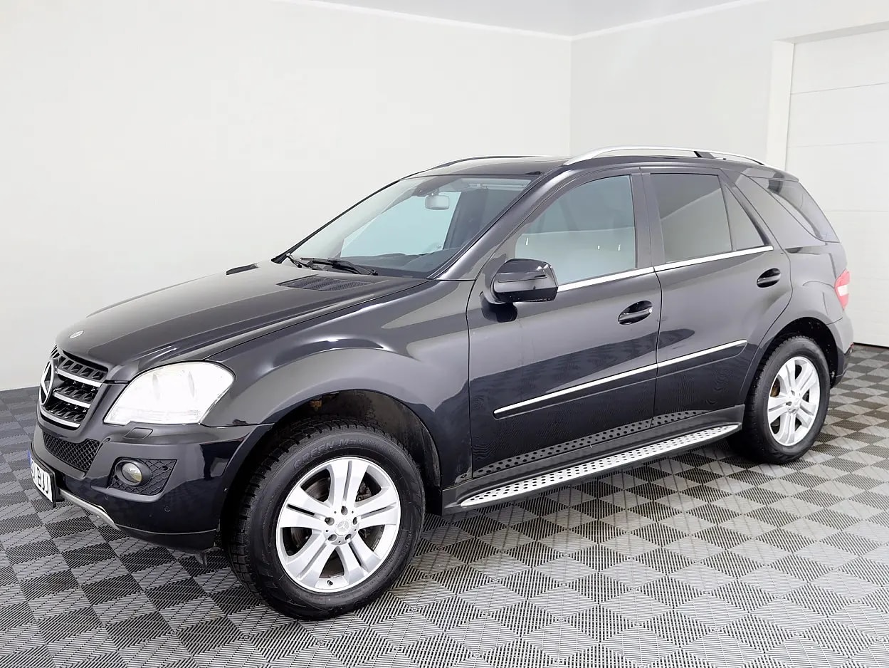 Mercedes-Benz ML 300