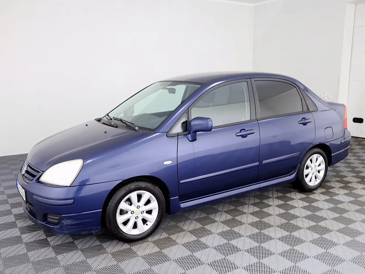 Suzuki Liana