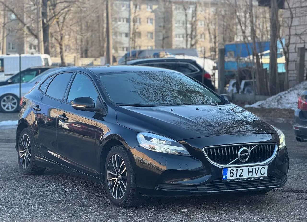 Volvo V40