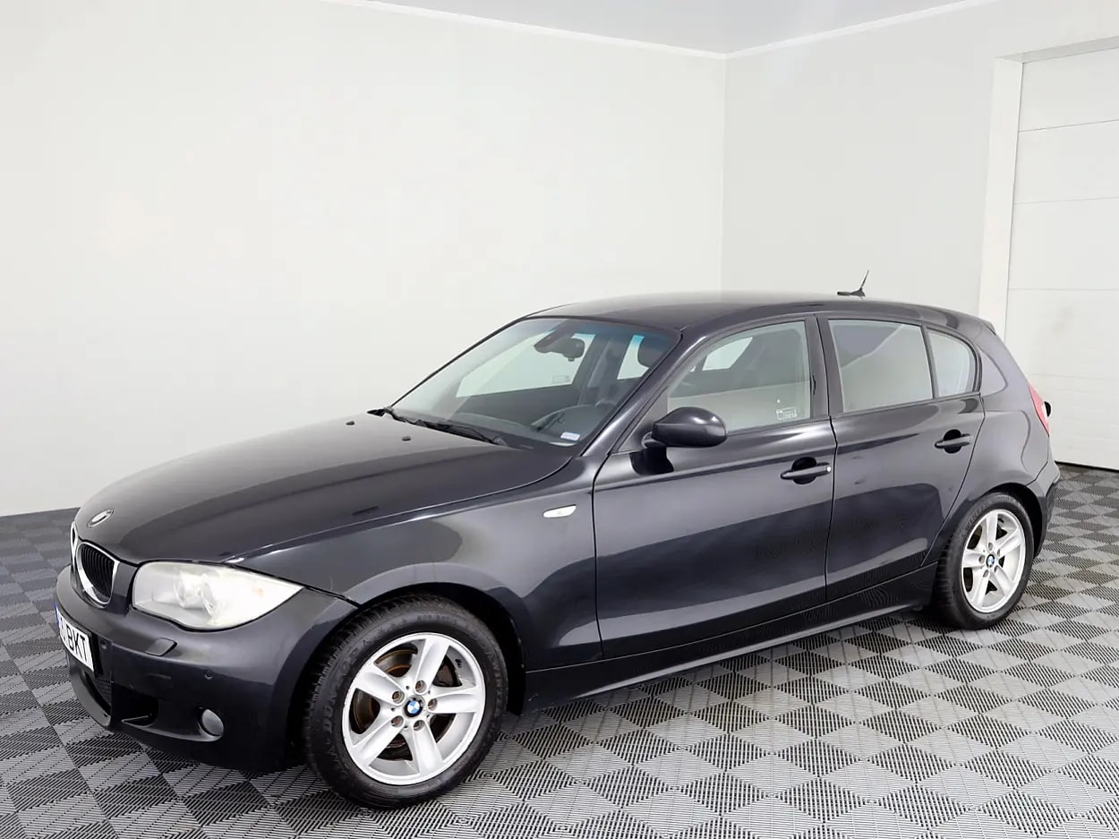 BMW 118