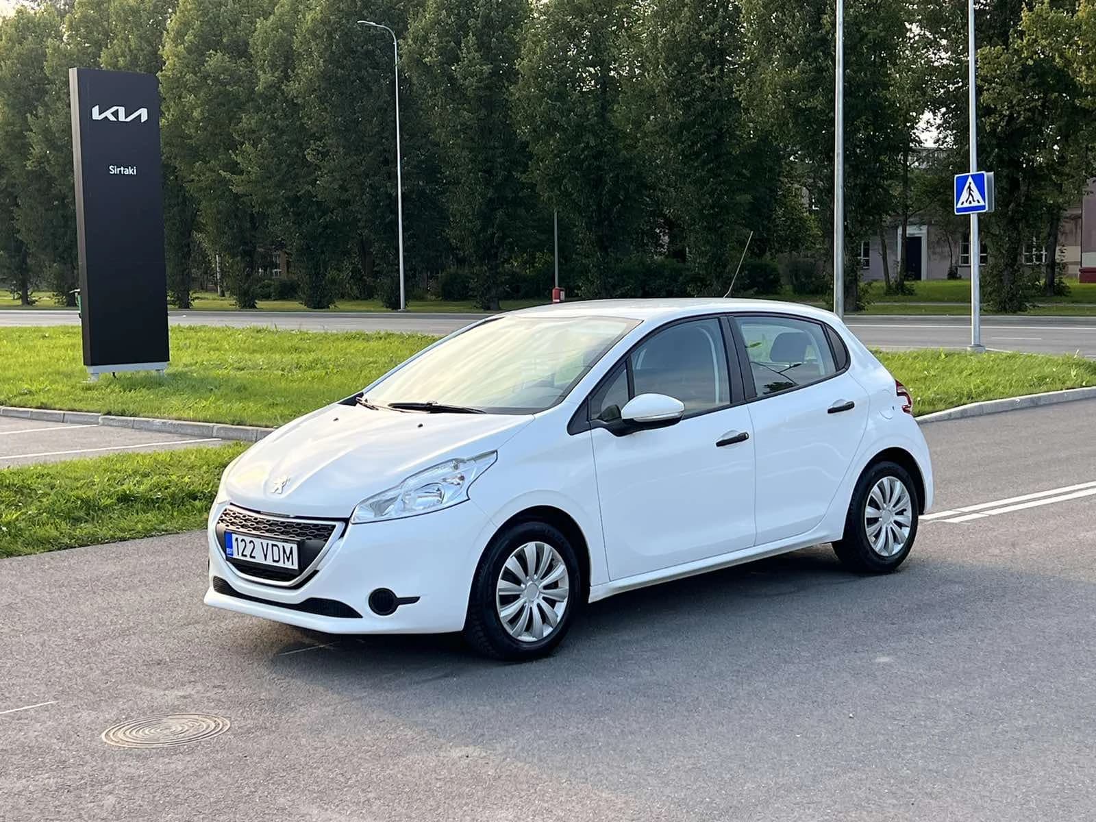 Peugeot 208