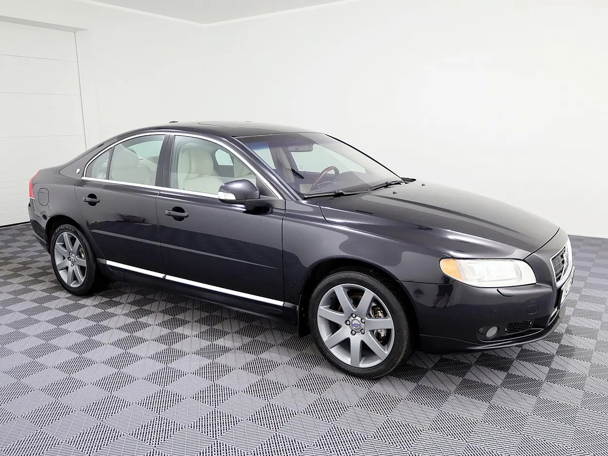 Volvo S80