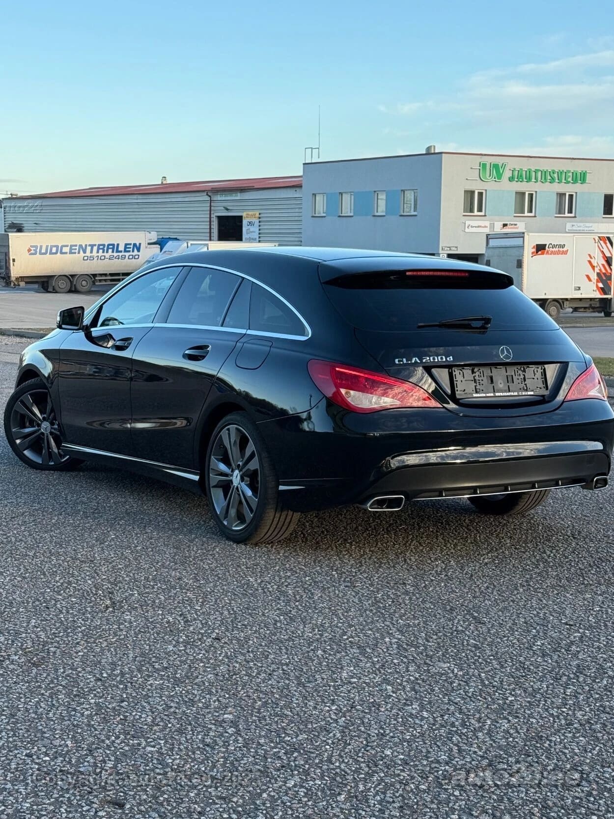 Mercedes-Benz CLA 200