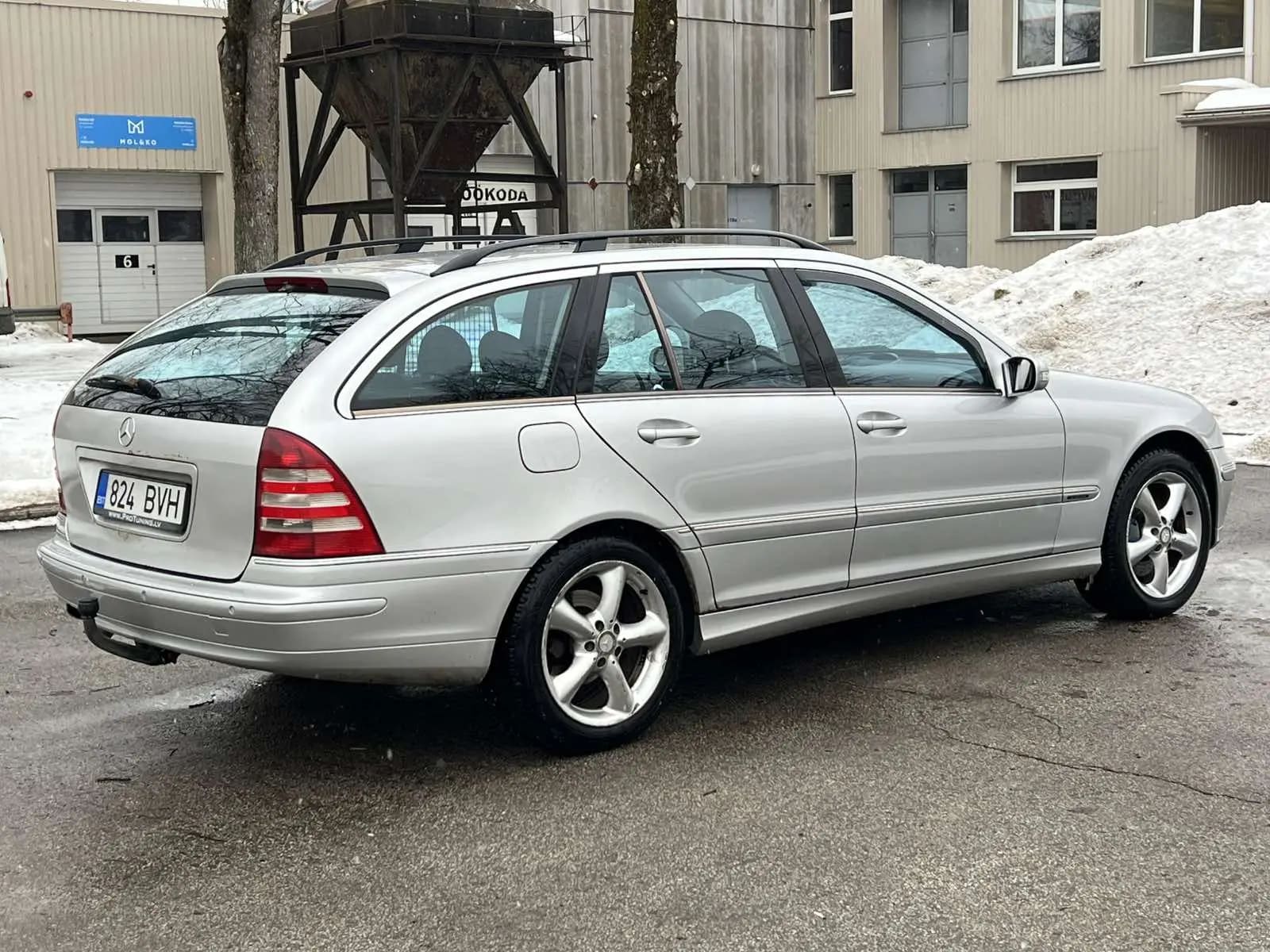 Mercedes-Benz C 220