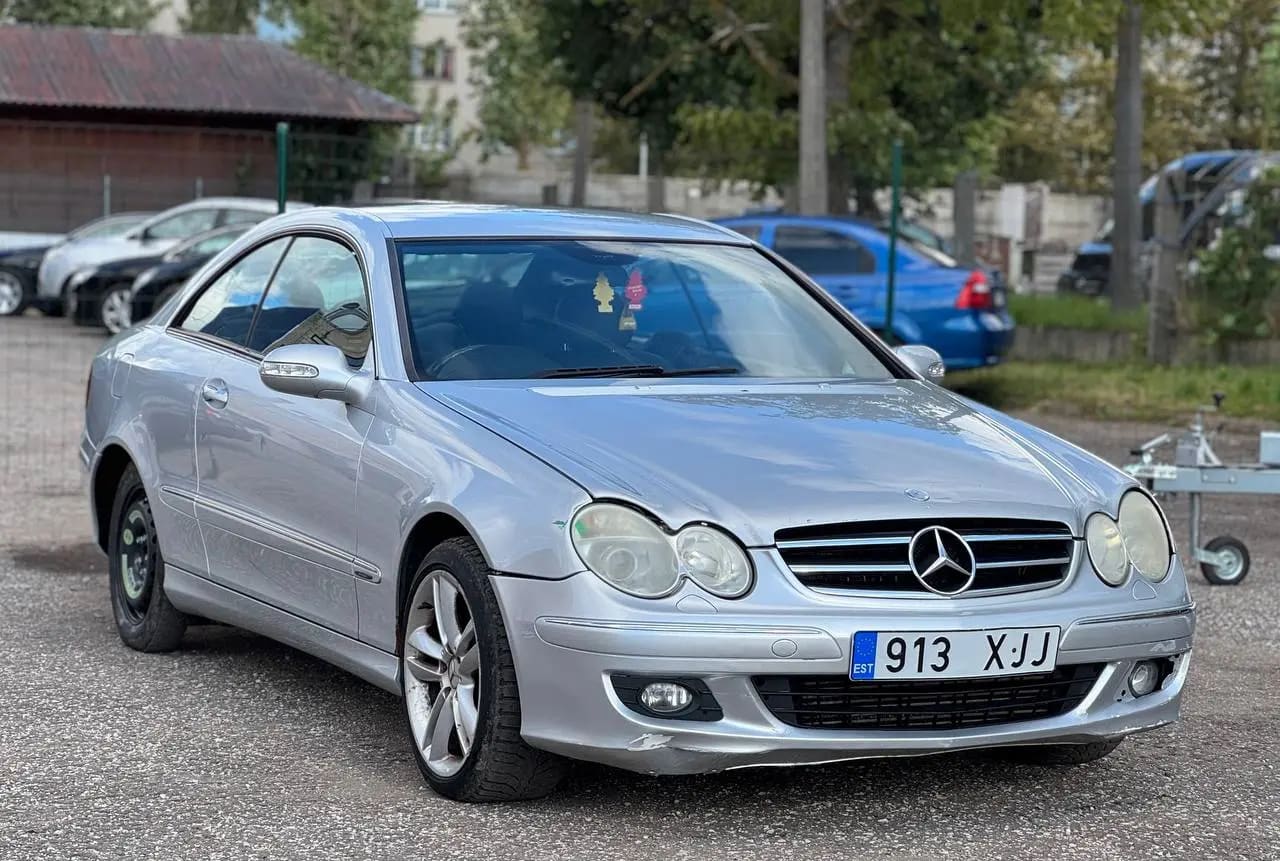 Mercedes-Benz CLK 220