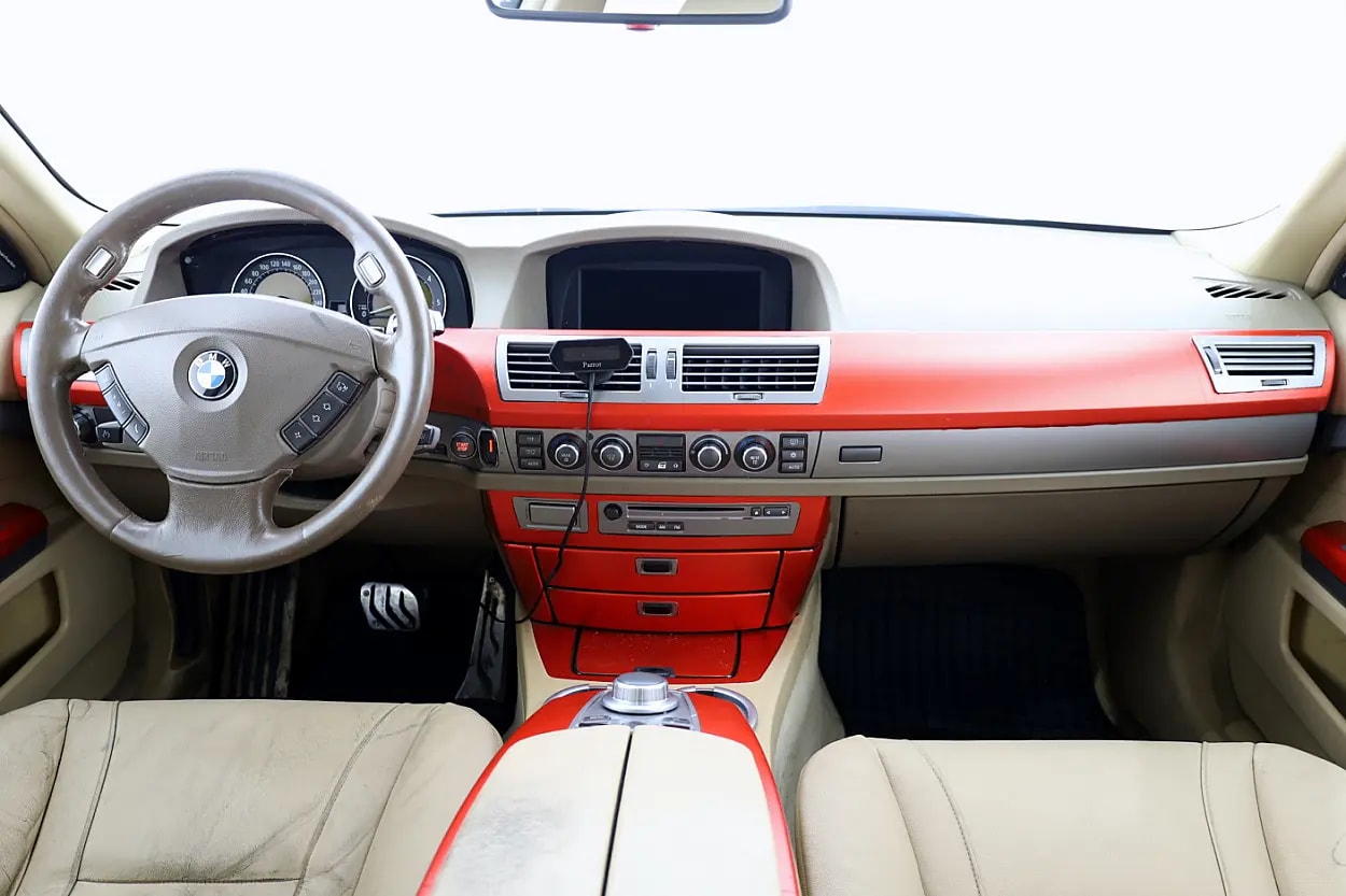 BMW 730