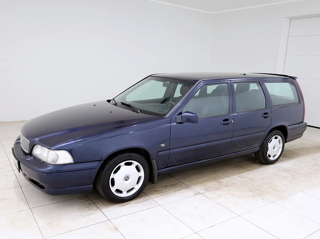 Volvo V70