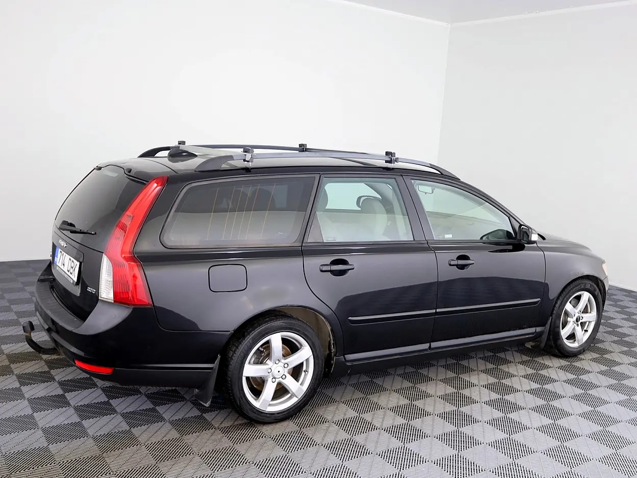 Volvo V50
