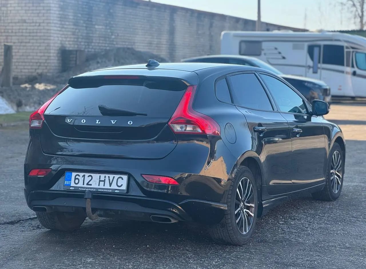 Volvo V40