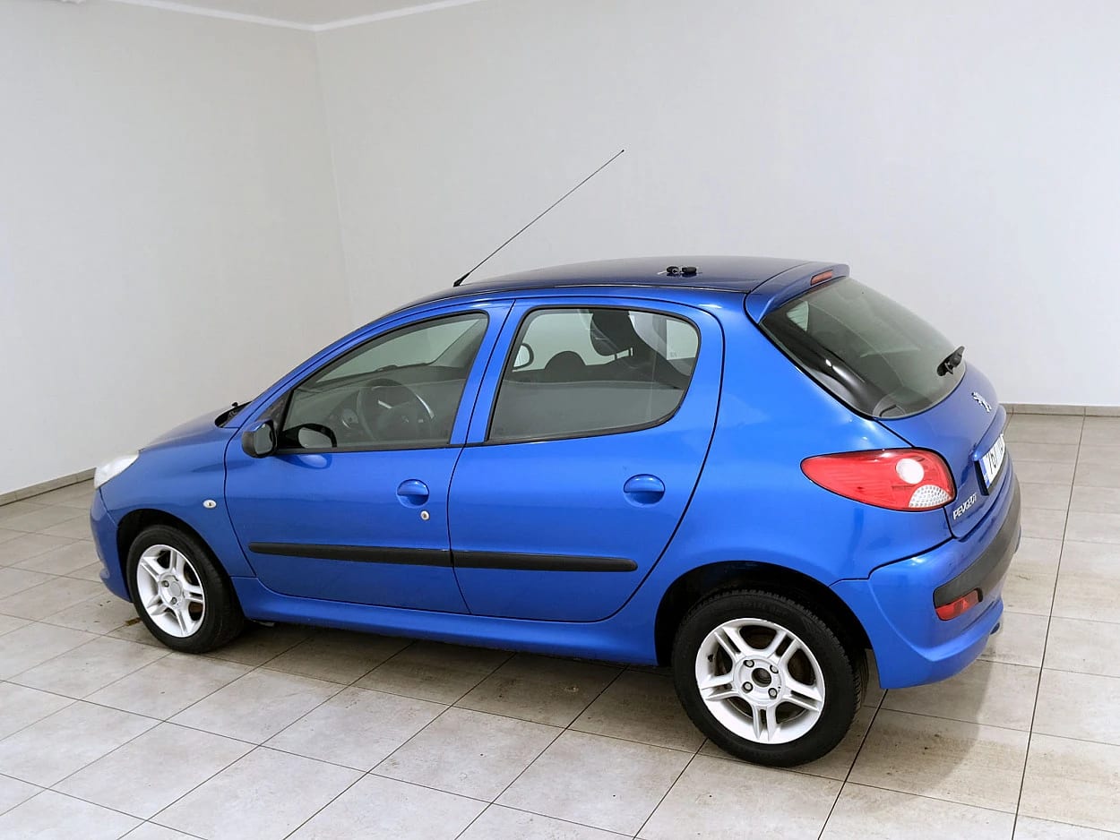 Peugeot 206