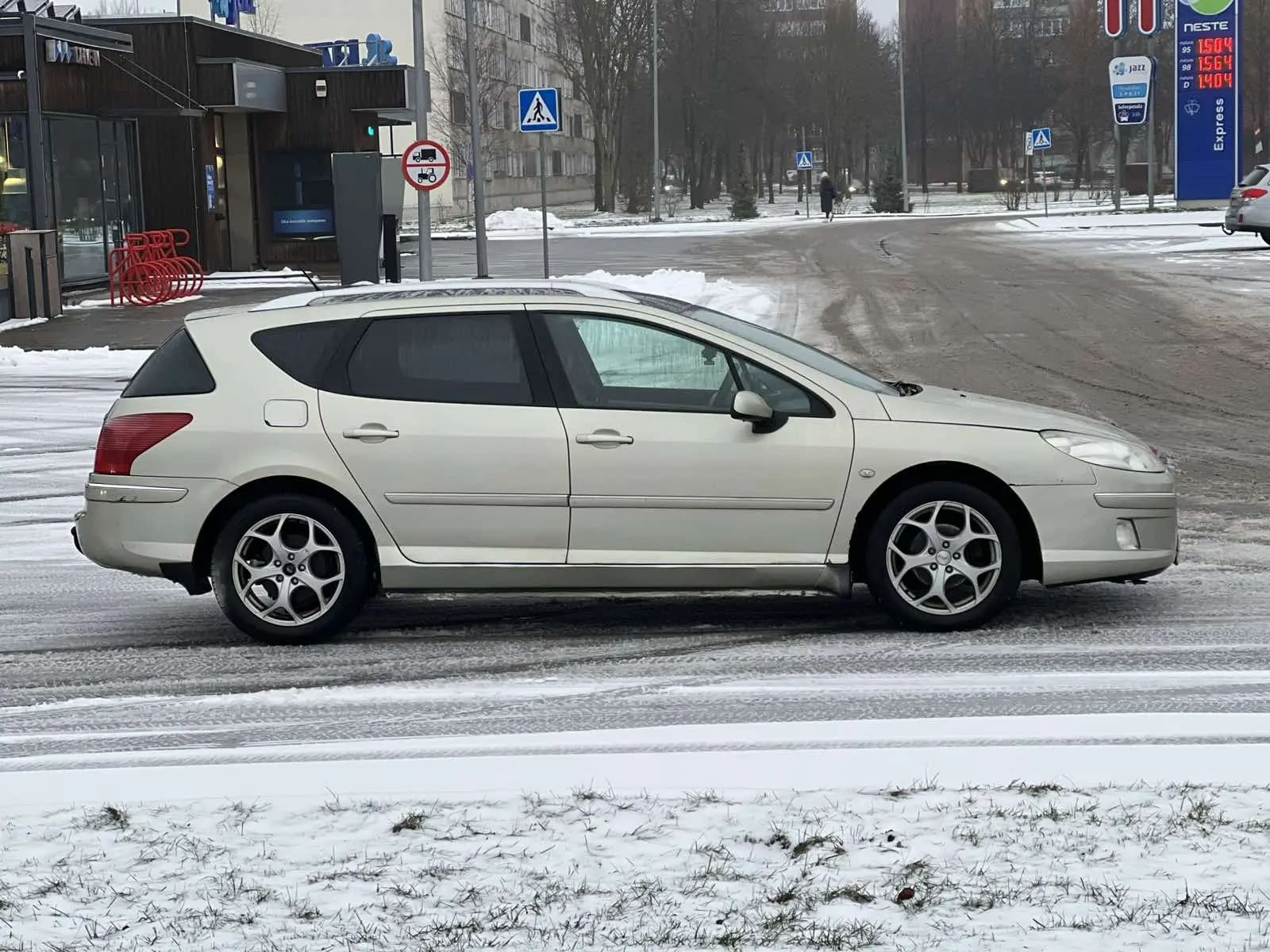 Peugeot 407
