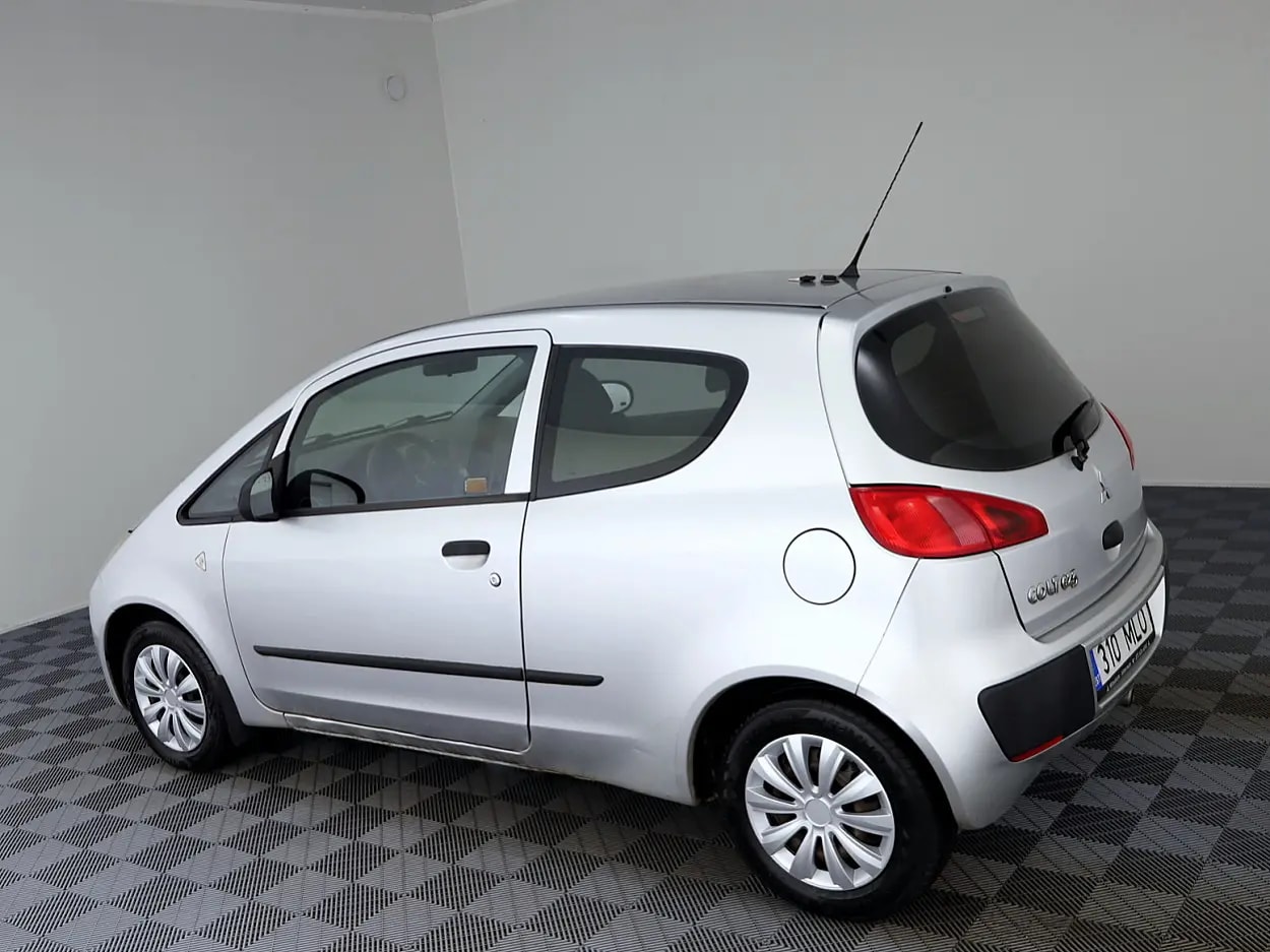Mitsubishi Colt