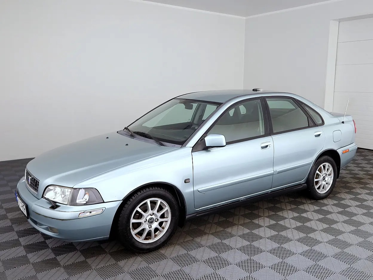 Volvo S40