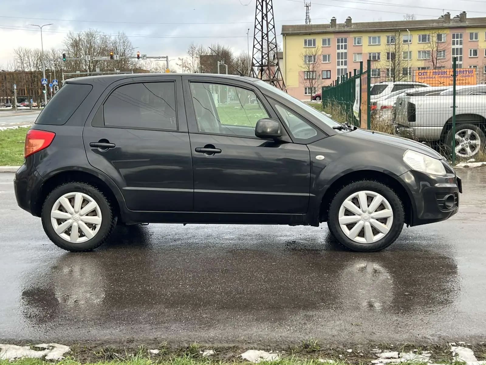 Suzuki SX4
