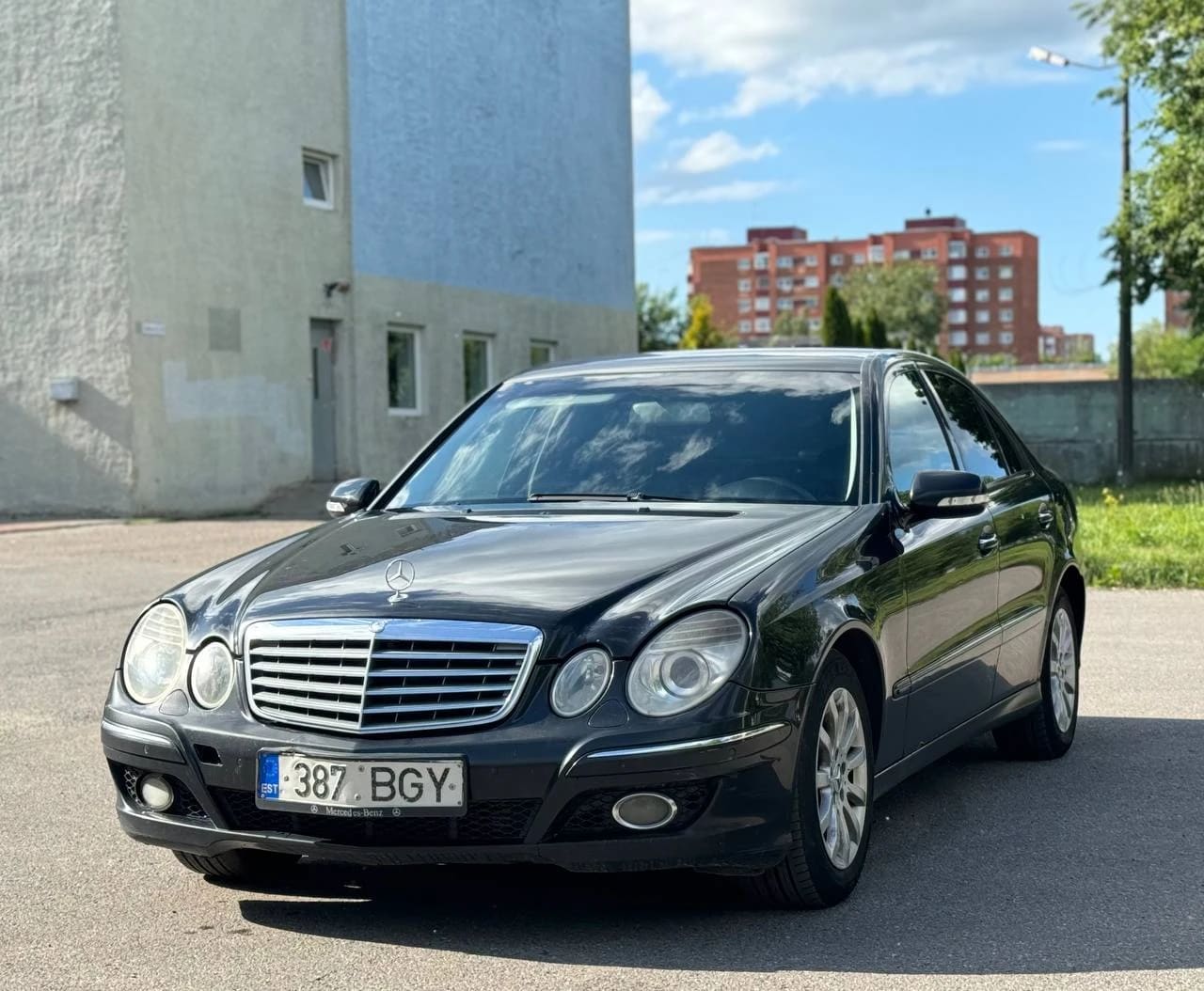 Mercedes-Benz E 220