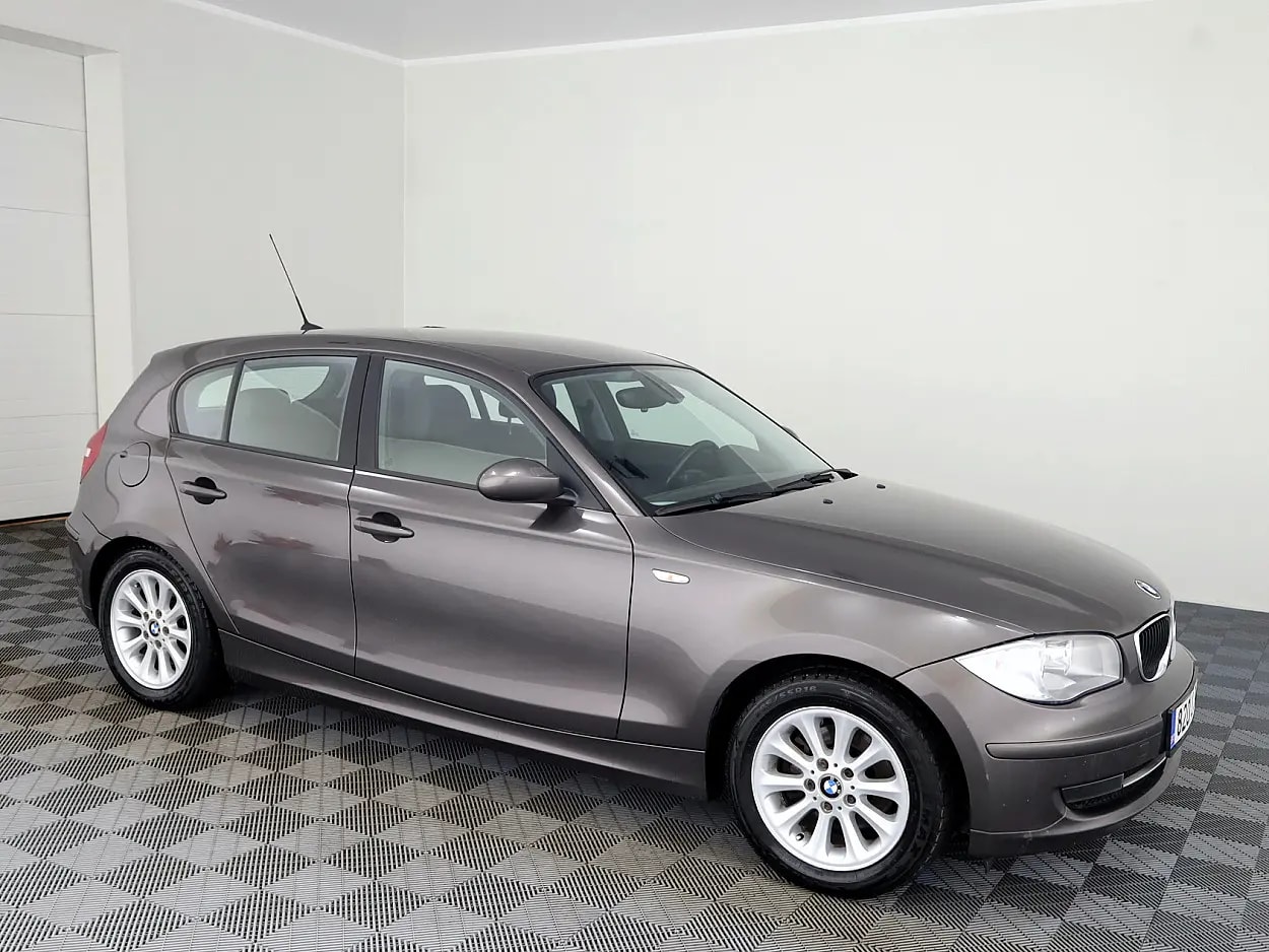 BMW 118