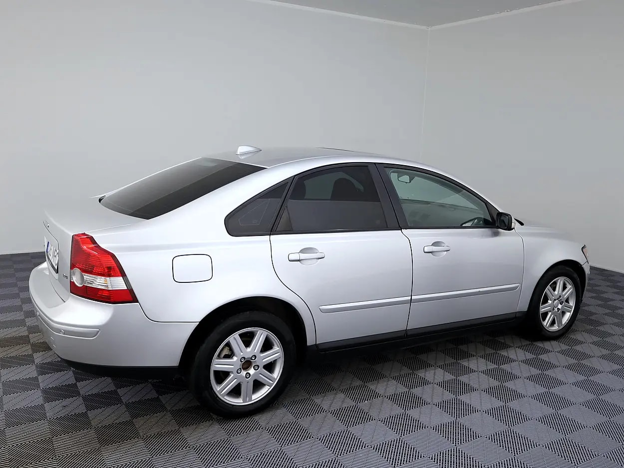 Volvo S40