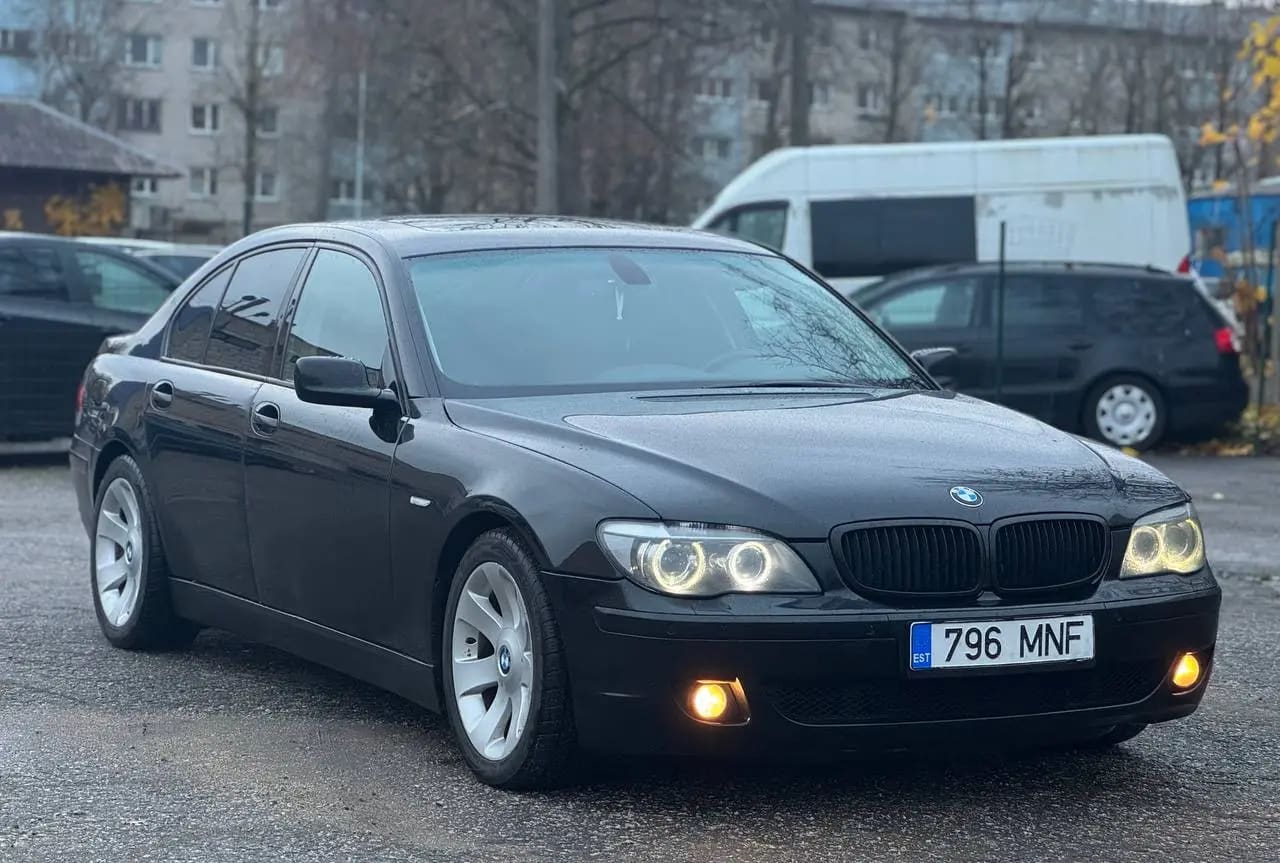 BMW 730