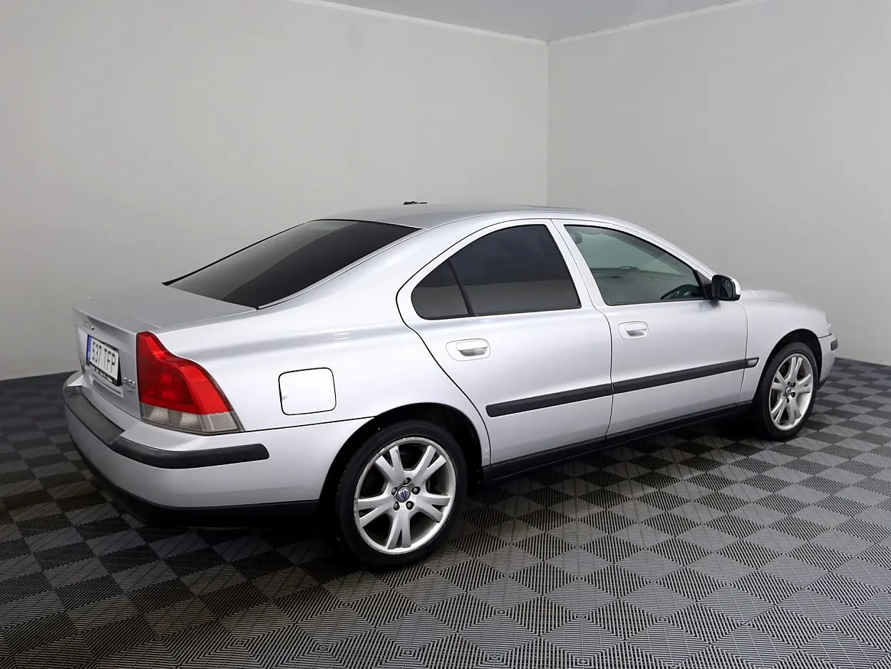 Volvo S60