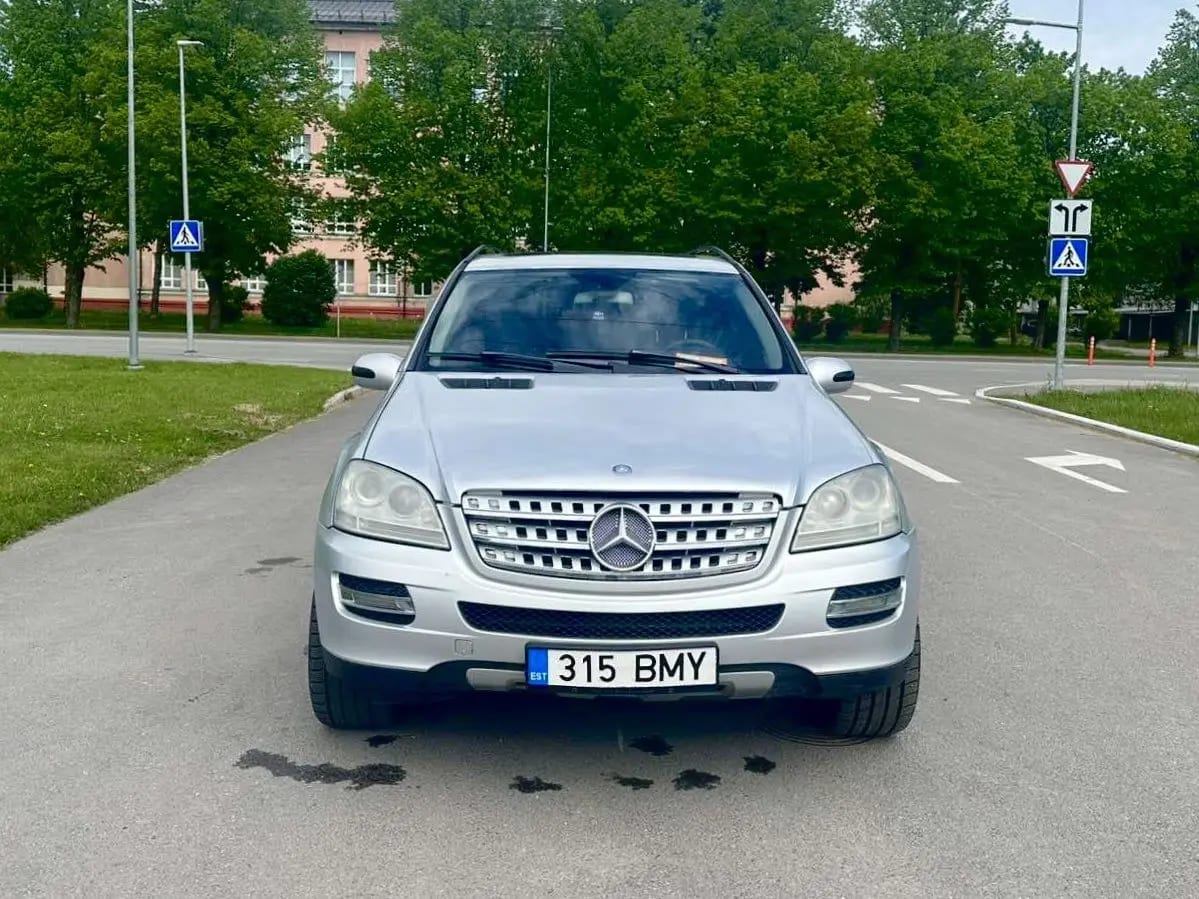 Mercedes-Benz ML 320