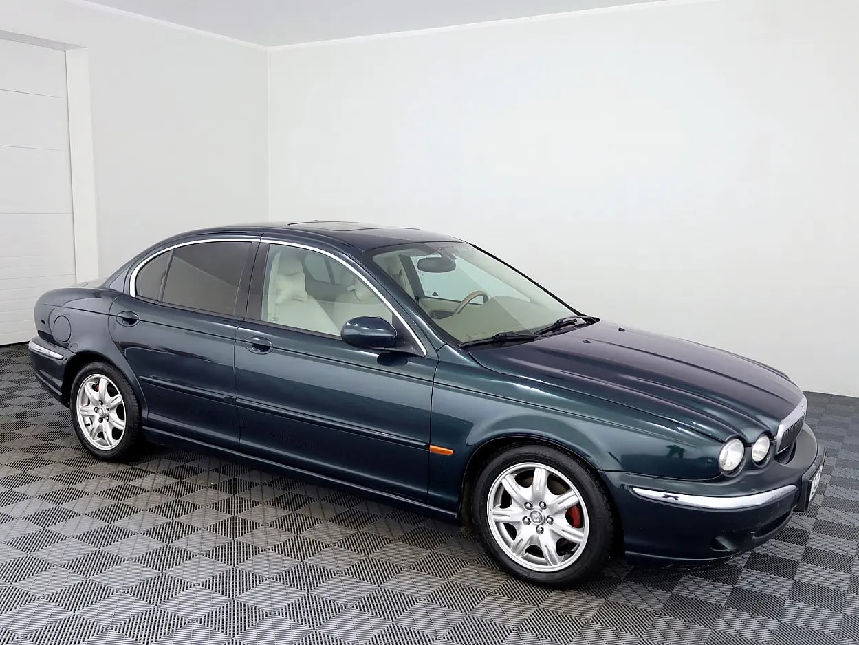 Jaguar X-Type