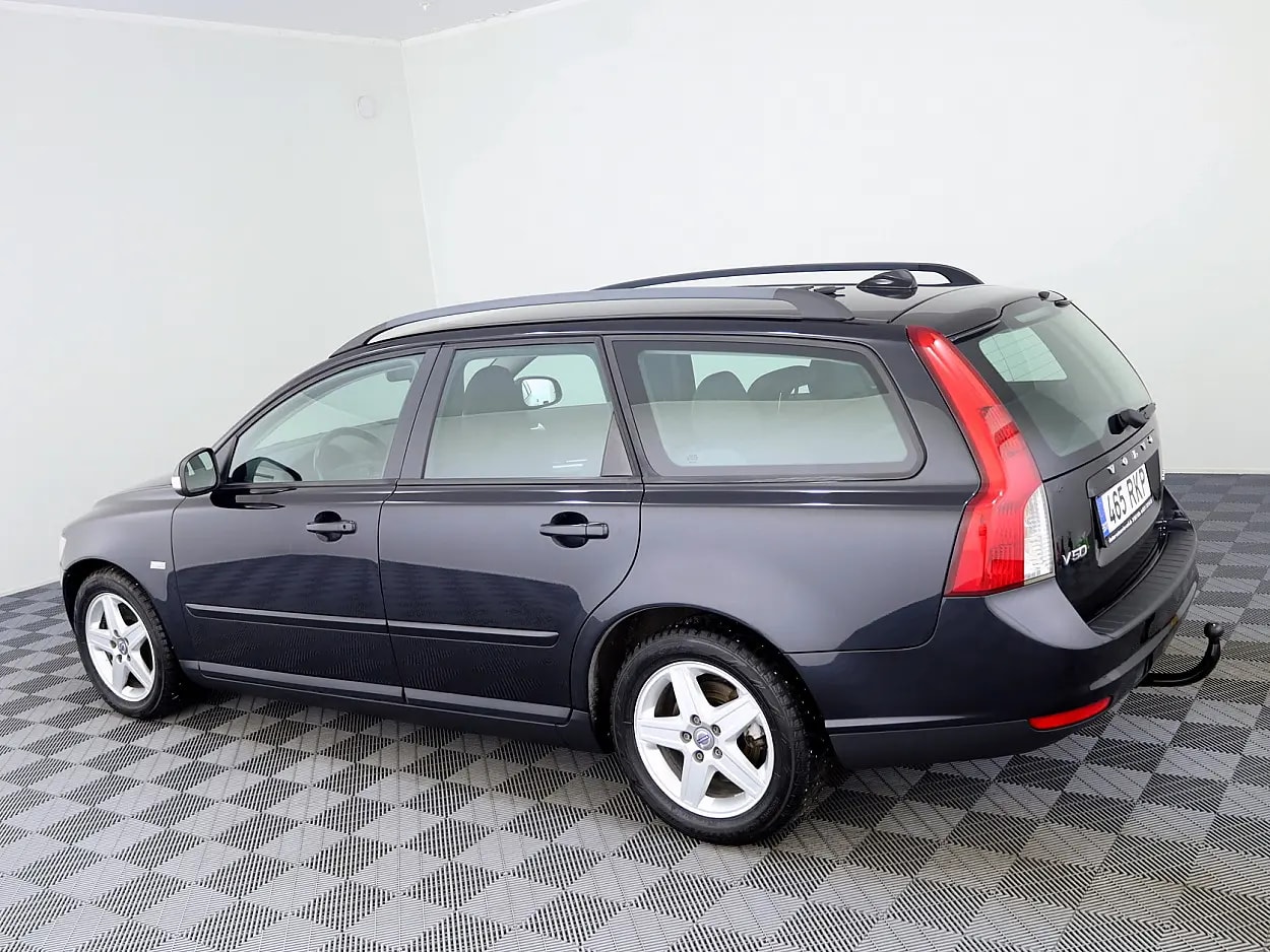 Volvo V50