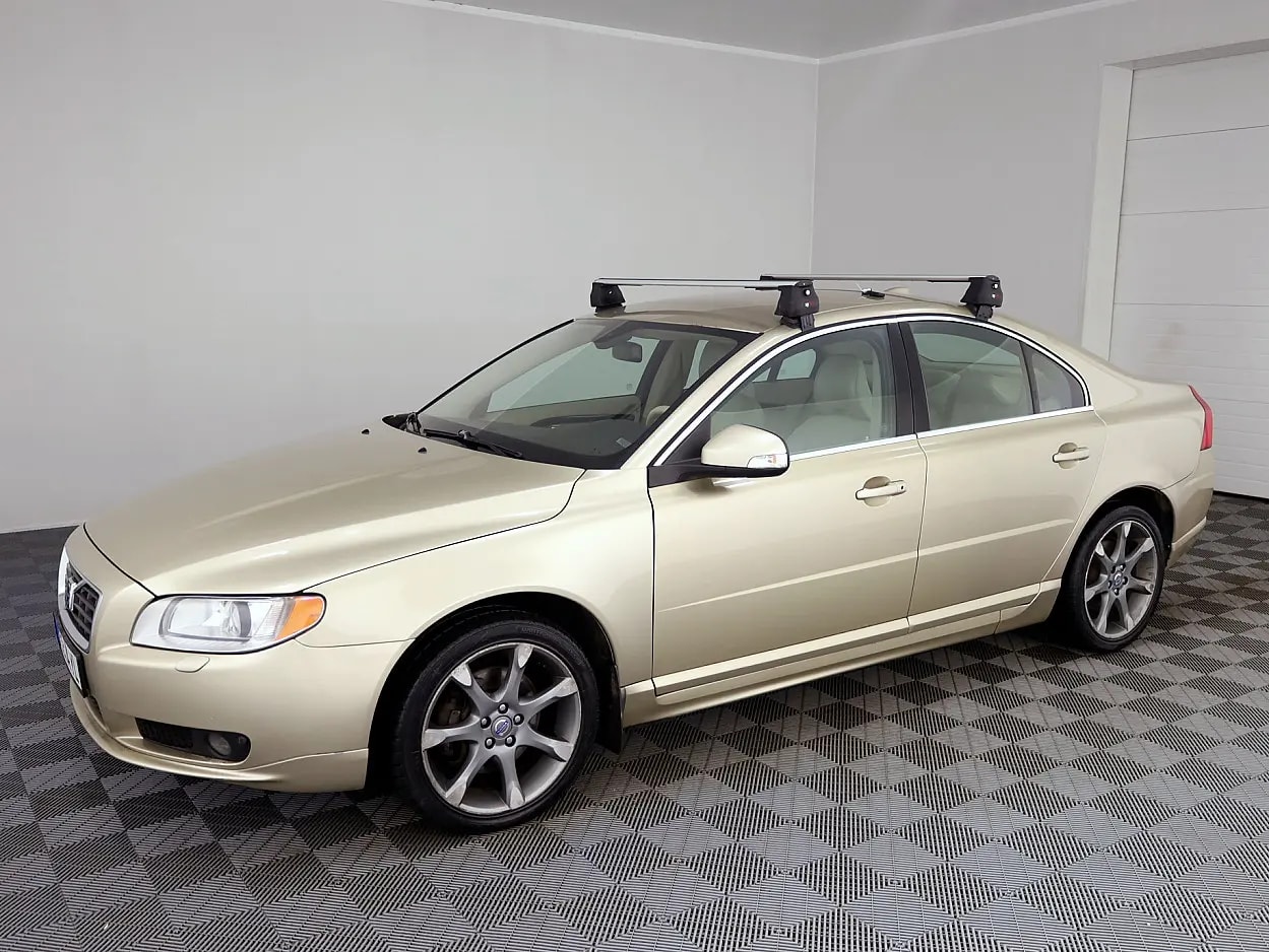 Volvo S80