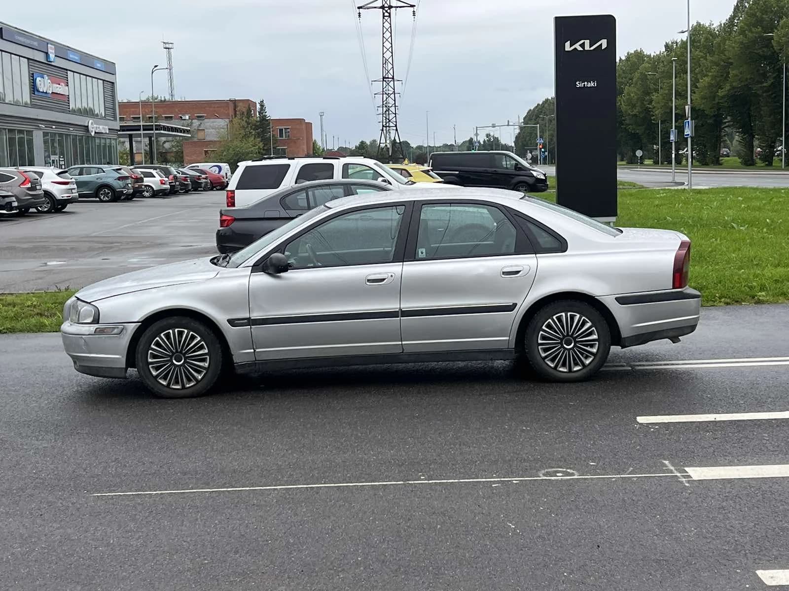 Volvo S80