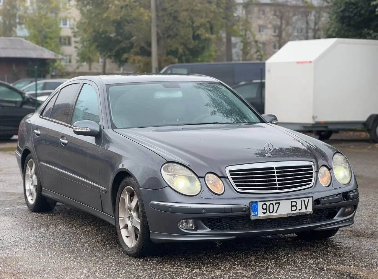 Mercedes-Benz E 280