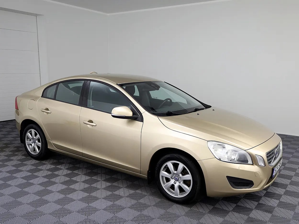 Volvo S60