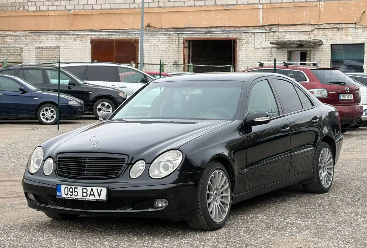 Mercedes-Benz E 220