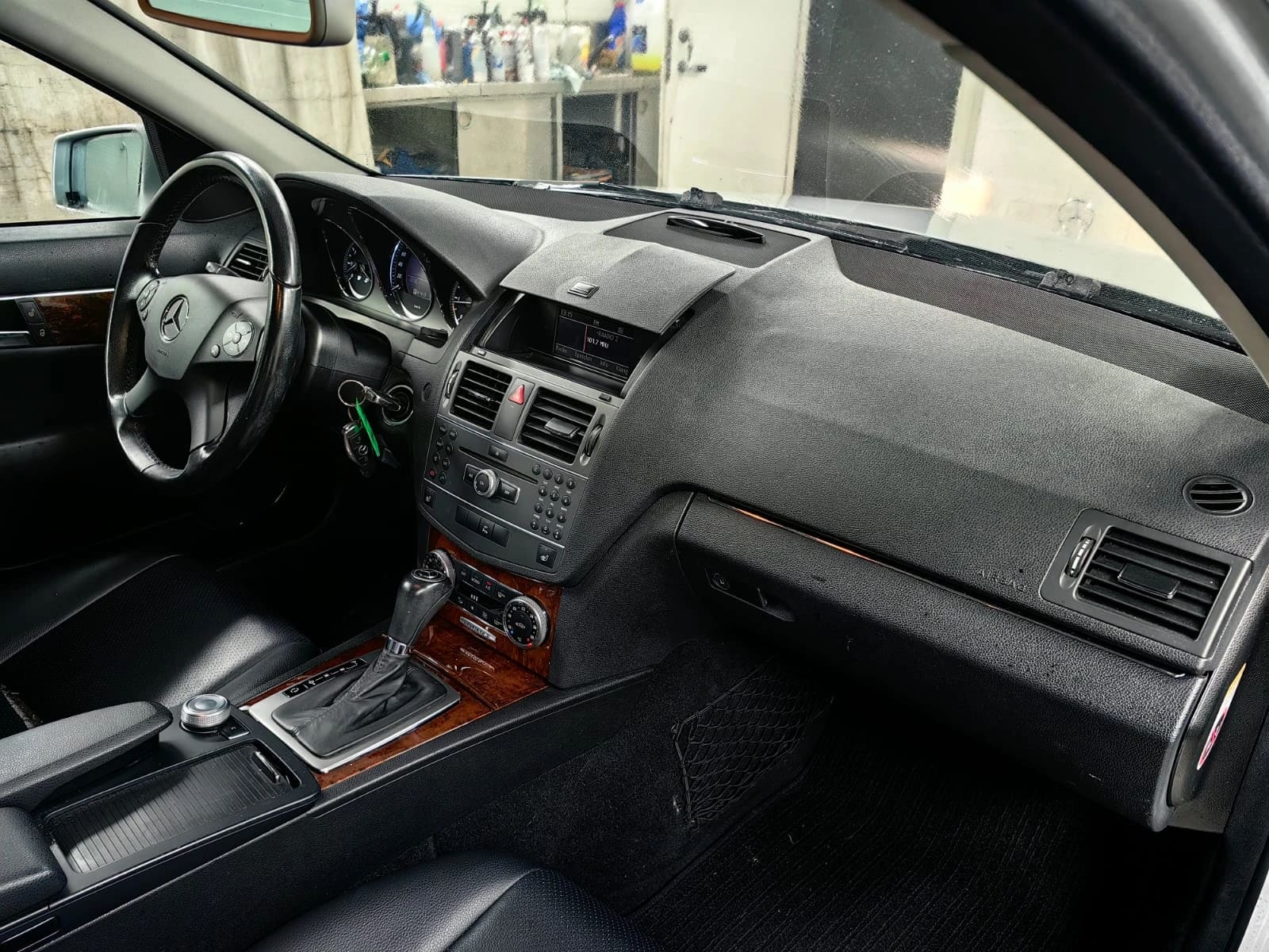 Mercedes-Benz C 180