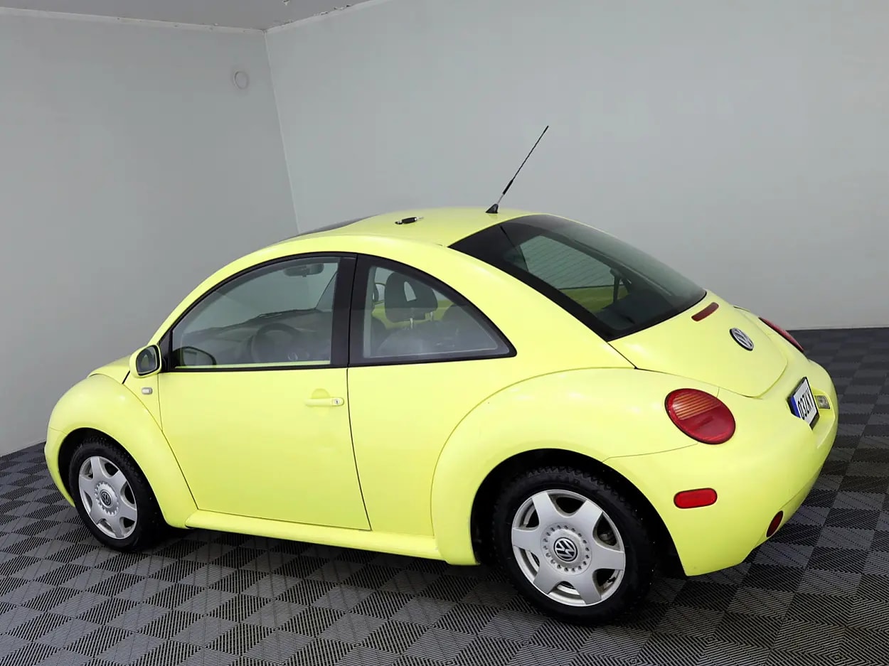 Volkswagen New Beetle