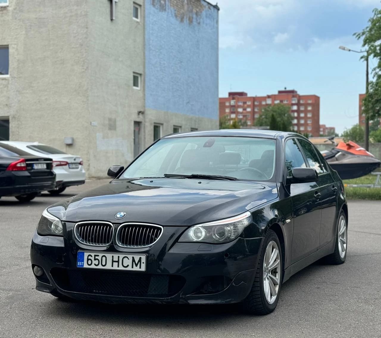 BMW 530