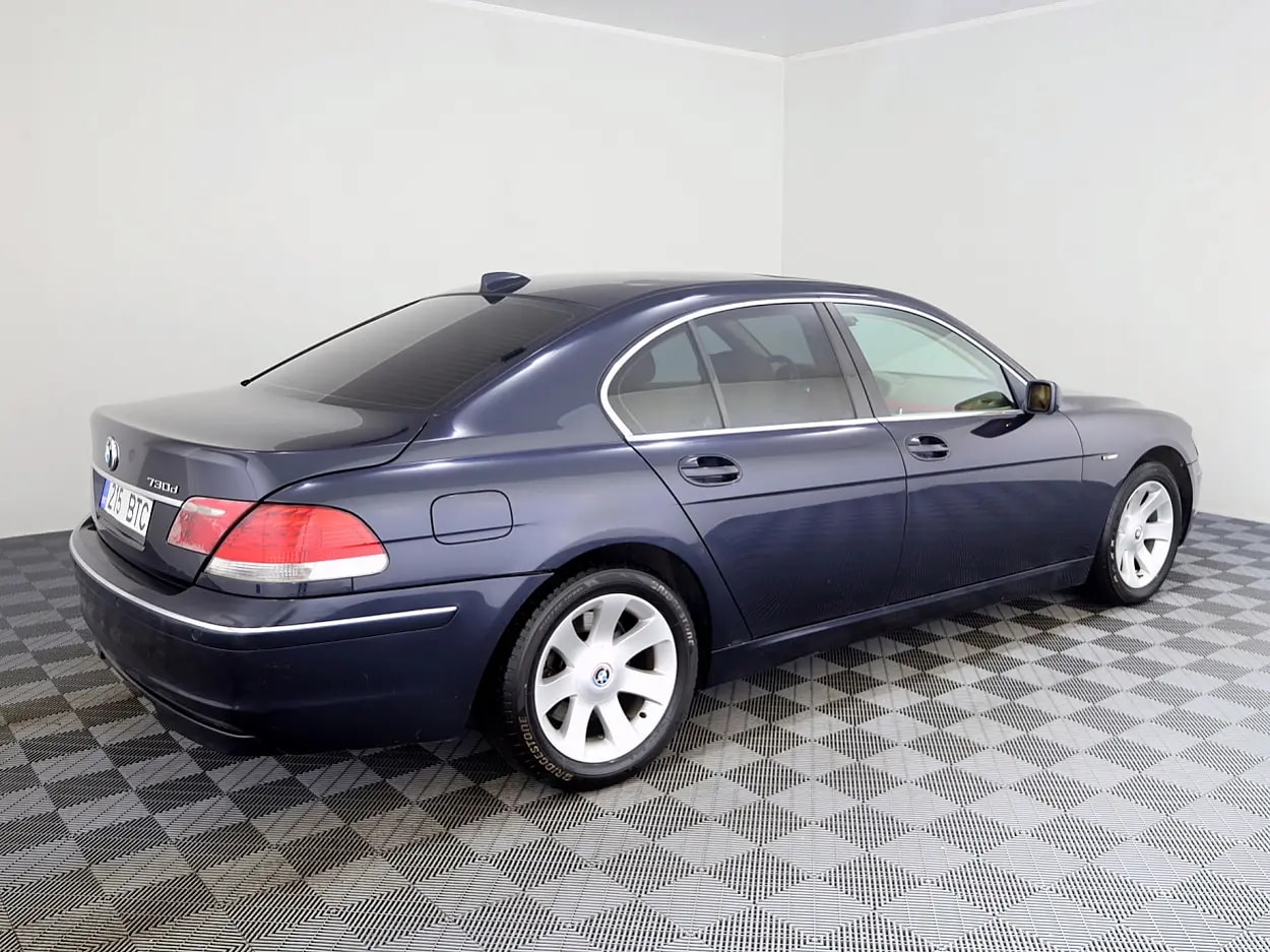 BMW 730