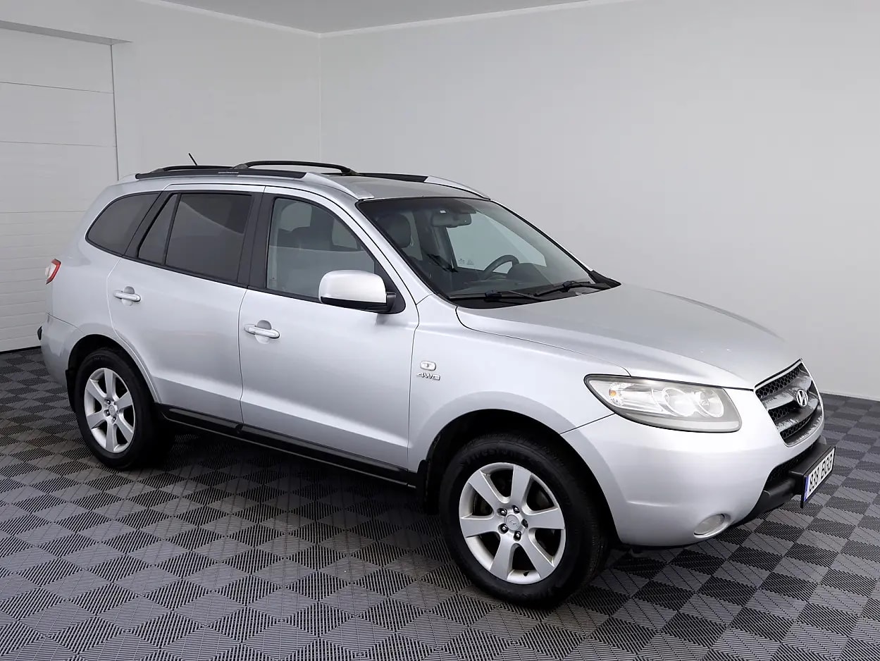 Hyundai SANTA FE