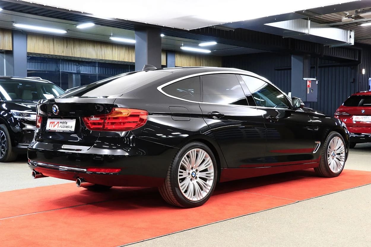 BMW 335