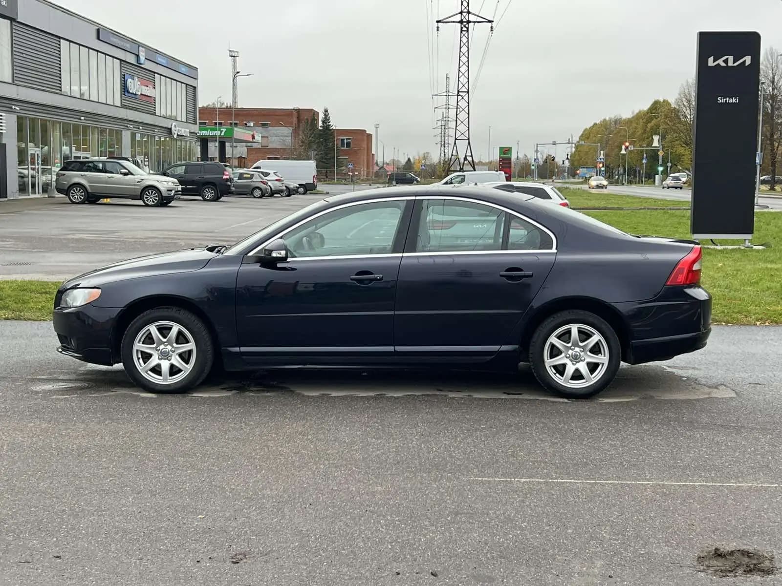Volvo S80