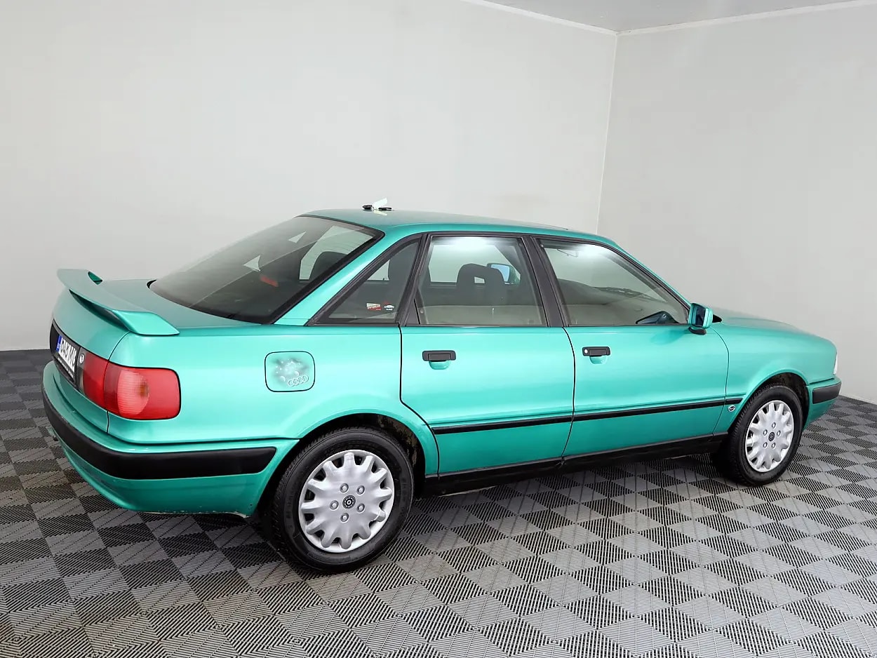 Audi 80