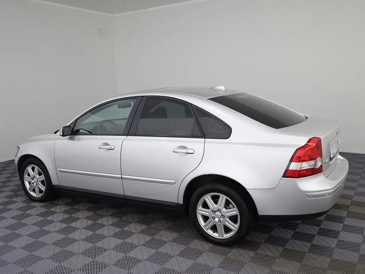 Volvo S40